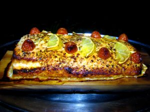 lachs-auf-planke