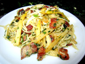 Spargel Carbonara